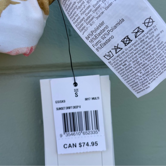 Rip Curl S Sunset Drift Deep V bikini top NWT - Picture 8 of 9